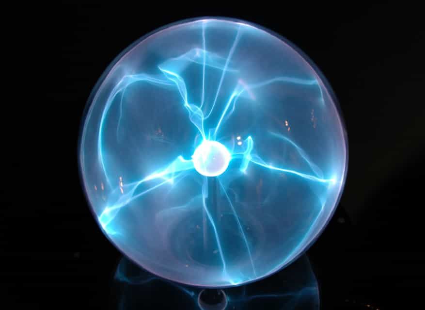  Plasma Physics