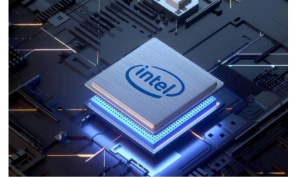 Intelは、最初の市販の高数値開口EUVリソグラフィマシンのアセンブリを完了します
